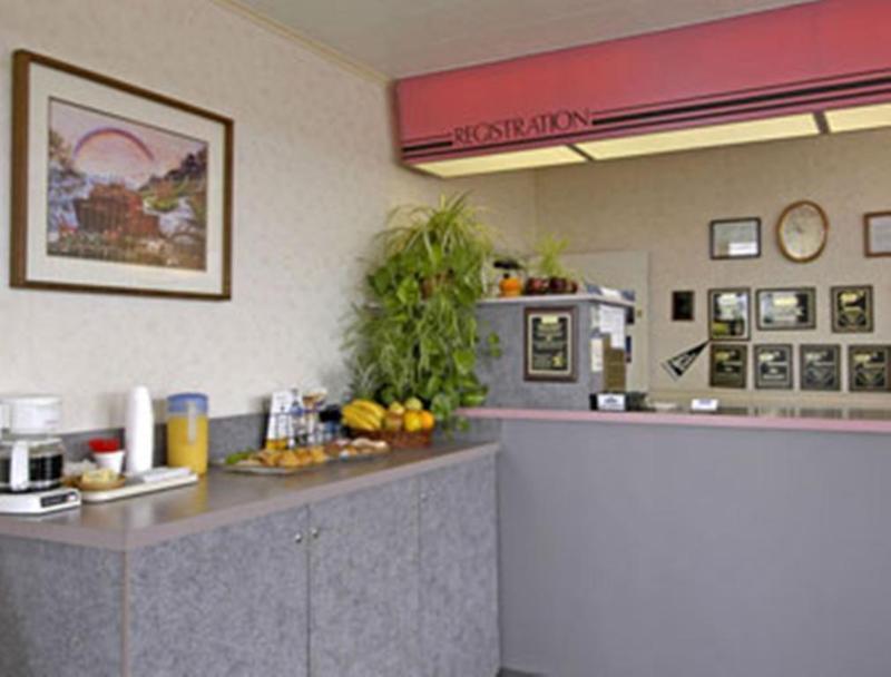 Redwood Inn Crescent City Eksteriør bilde